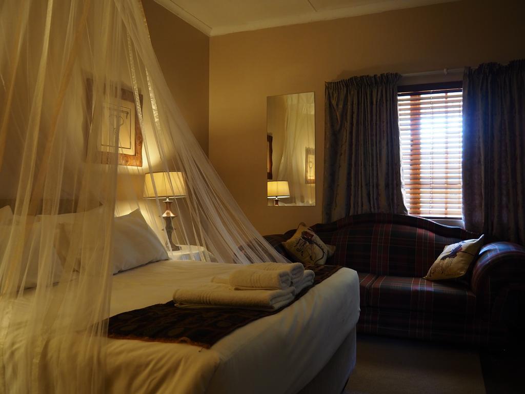 Kwalala Lodge ポンゴーラ 部屋 写真