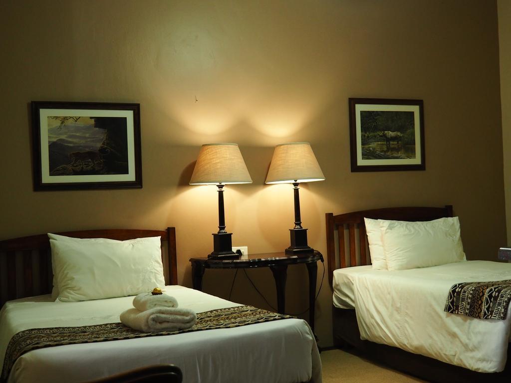 Kwalala Lodge ポンゴーラ エクステリア 写真