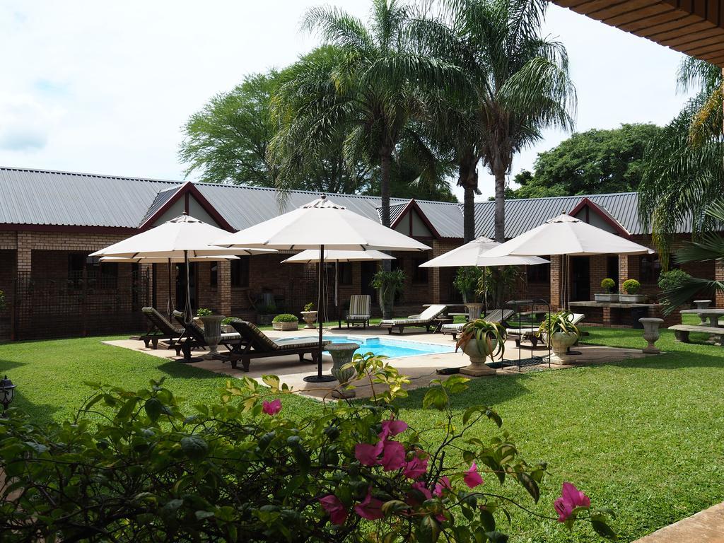 Kwalala Lodge ポンゴーラ エクステリア 写真
