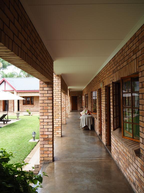 Kwalala Lodge ポンゴーラ エクステリア 写真